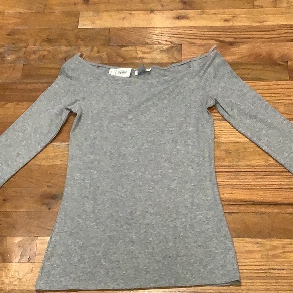 Old Navy Tops - 4/$12 NWT top